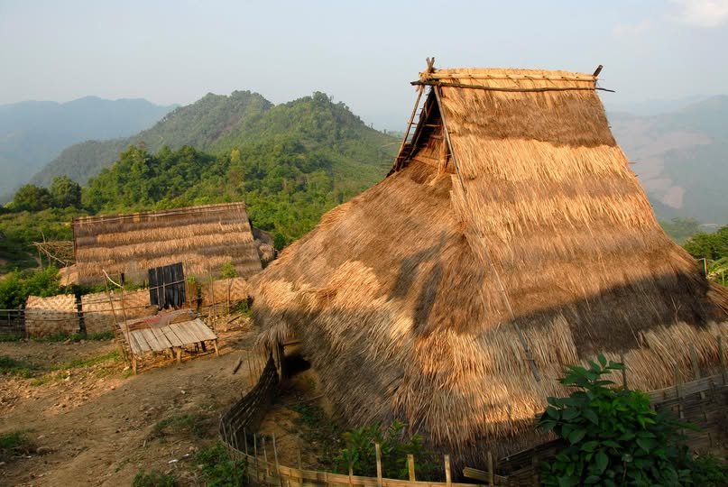 3 Days Nong Khiaw 100 Waterfall Trek, Homestay, Kayaking Tour